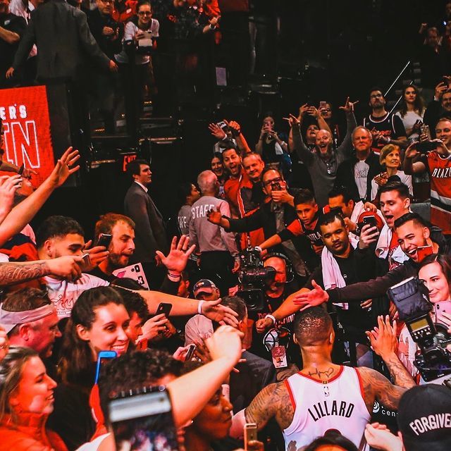  爵士主场不败金身被火箭击破  